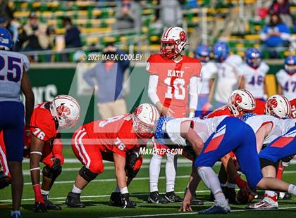Thumbnail 2 in Katy vs. Hays (UIL 6A DII Regional Final) photogallery.