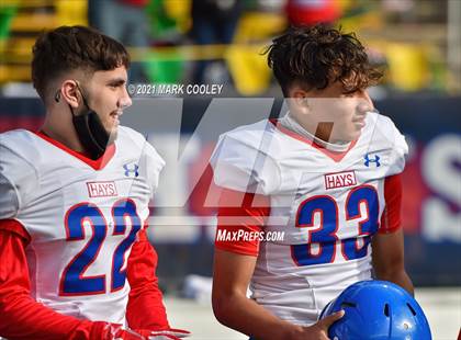 Thumbnail 3 in Katy vs. Hays (UIL 6A DII Regional Final) photogallery.