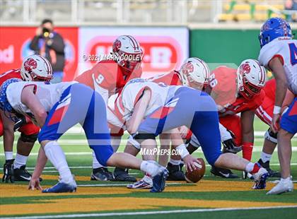 Thumbnail 2 in Katy vs. Hays (UIL 6A DII Regional Final) photogallery.