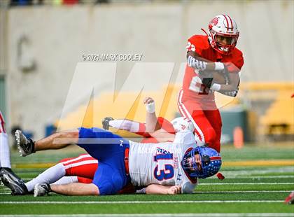 Thumbnail 3 in Katy vs. Hays (UIL 6A DII Regional Final) photogallery.