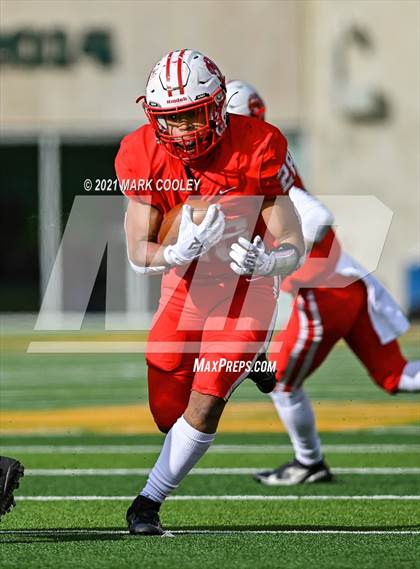 Thumbnail 1 in Katy vs. Hays (UIL 6A DII Regional Final) photogallery.