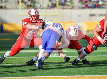 Thumbnail 3 in Katy vs. Hays (UIL 6A DII Regional Final) photogallery.