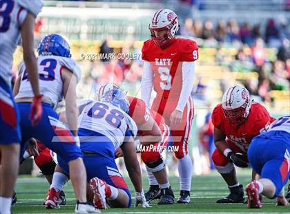 Thumbnail 1 in Katy vs. Hays (UIL 6A DII Regional Final) photogallery.