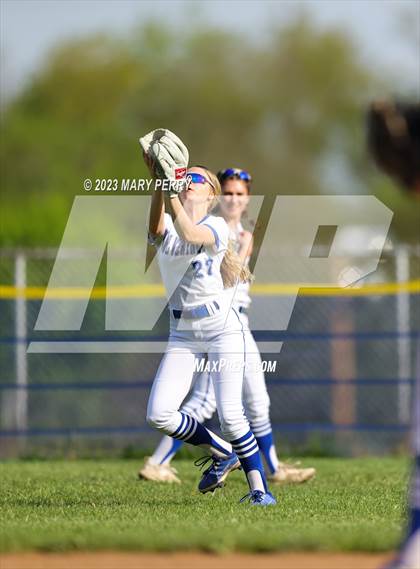 Thumbnail 3 in Quaker Valley @ Ellwood City photogallery.