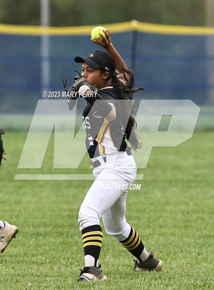 Thumbnail 2 in Quaker Valley @ Ellwood City photogallery.