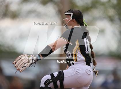 Thumbnail 1 in Quaker Valley @ Ellwood City photogallery.