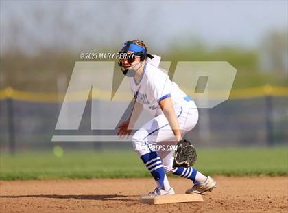 Thumbnail 1 in Quaker Valley @ Ellwood City photogallery.