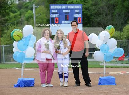 Thumbnail 1 in Quaker Valley @ Ellwood City photogallery.