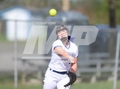 Thumbnail 3 in Quaker Valley @ Ellwood City photogallery.