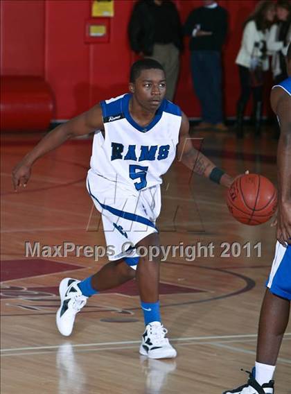 Thumbnail 3 in Hempstead vs. Port Chester photogallery.