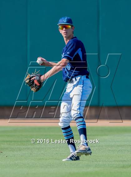Thumbnail 3 in Johnson vs Alexander (UIL 6A Regional Semifinal) photogallery.