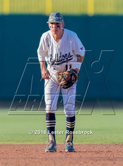 Thumbnail 2 in Johnson vs Alexander (UIL 6A Regional Semifinal) photogallery.