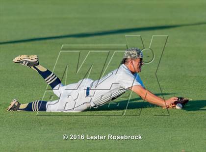 Thumbnail 3 in Johnson vs Alexander (UIL 6A Regional Semifinal) photogallery.