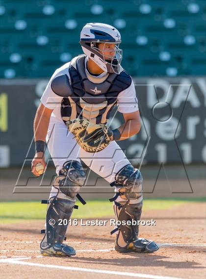 Thumbnail 3 in Johnson vs Alexander (UIL 6A Regional Semifinal) photogallery.