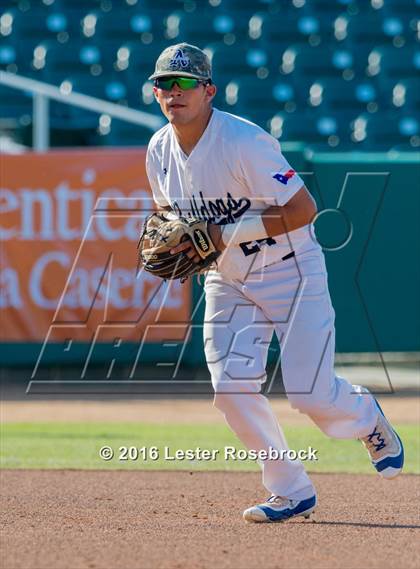 Thumbnail 2 in Johnson vs Alexander (UIL 6A Regional Semifinal) photogallery.
