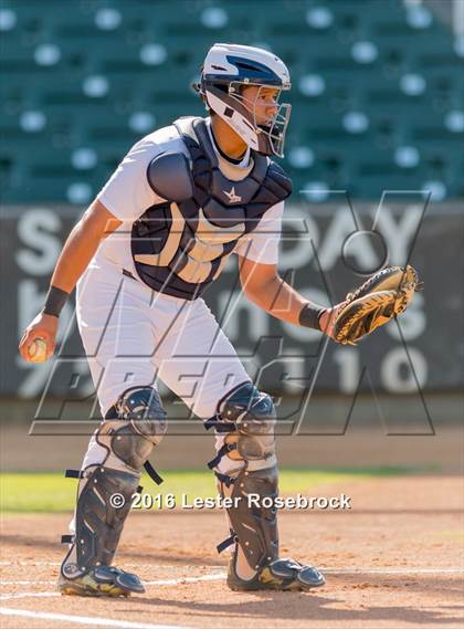 Thumbnail 2 in Johnson vs Alexander (UIL 6A Regional Semifinal) photogallery.