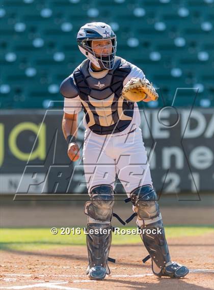 Thumbnail 2 in Johnson vs Alexander (UIL 6A Regional Semifinal) photogallery.