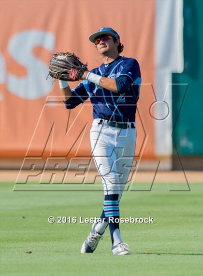 Thumbnail 2 in Johnson vs Alexander (UIL 6A Regional Semifinal) photogallery.