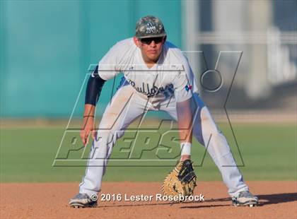 Thumbnail 1 in Johnson vs Alexander (UIL 6A Regional Semifinal) photogallery.