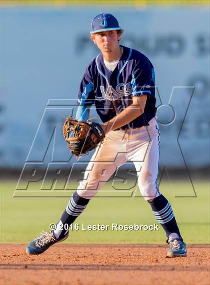 Thumbnail 1 in Johnson vs Alexander (UIL 6A Regional Semifinal) photogallery.