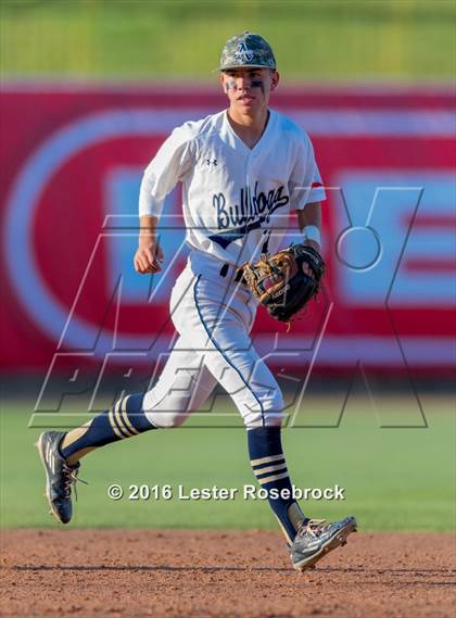 Thumbnail 2 in Johnson vs Alexander (UIL 6A Regional Semifinal) photogallery.
