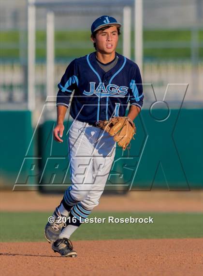 Thumbnail 1 in Johnson vs Alexander (UIL 6A Regional Semifinal) photogallery.