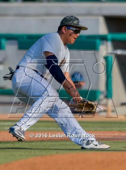 Thumbnail 3 in Johnson vs Alexander (UIL 6A Regional Semifinal) photogallery.