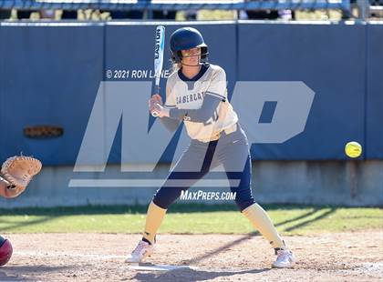 Thumbnail 2 in Mustang vs Southmoore (Oklahoma 6A State Semifinals) photogallery.