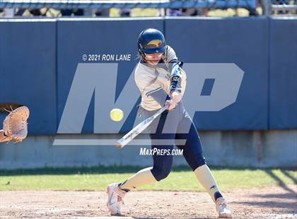Thumbnail 2 in Mustang vs Southmoore (Oklahoma 6A State Semifinals) photogallery.