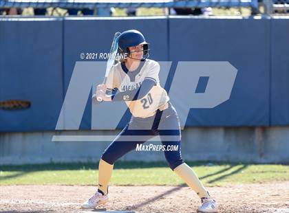 Thumbnail 1 in Mustang vs Southmoore (Oklahoma 6A State Semifinals) photogallery.