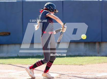 Thumbnail 1 in Mustang vs Southmoore (Oklahoma 6A State Semifinals) photogallery.