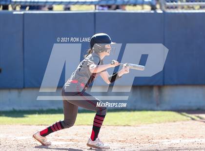 Thumbnail 3 in Mustang vs Southmoore (Oklahoma 6A State Semifinals) photogallery.