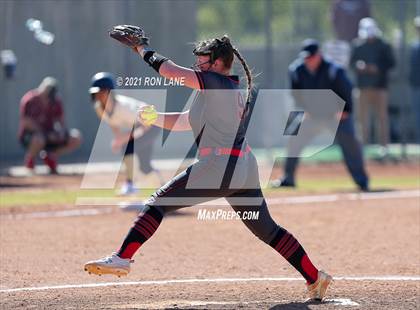 Thumbnail 1 in Mustang vs Southmoore (Oklahoma 6A State Semifinals) photogallery.