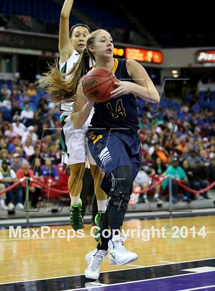 Thumbnail 3 in St. Mary's vs Oak Ridge (CIF SJS D1 Final) photogallery.