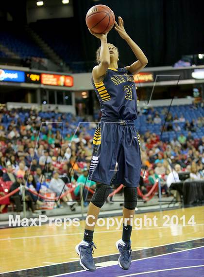 Thumbnail 2 in St. Mary's vs Oak Ridge (CIF SJS D1 Final) photogallery.