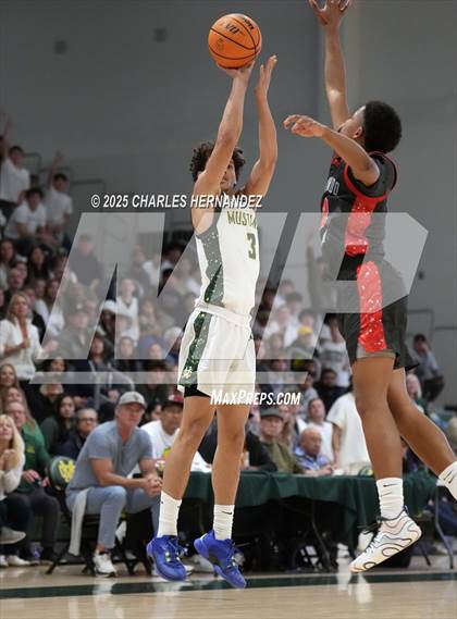 Thumbnail 1 in Redondo Union @ Mira Costa photogallery.