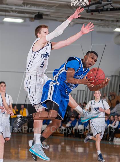 Thumbnail 2 in East Catholic @ Wethersfield photogallery.