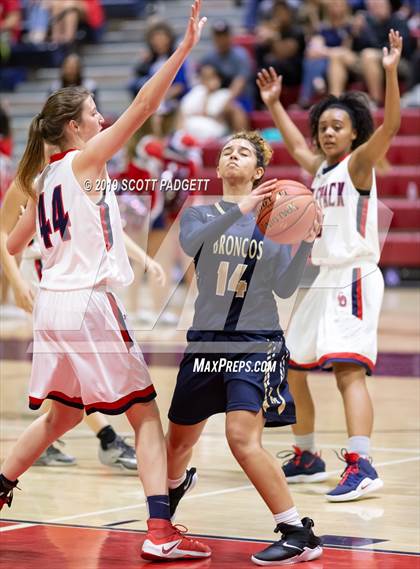 Thumbnail 1 in Vista Murrieta @ Great Oak photogallery.