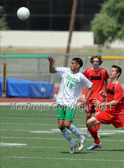 Thumbnail 1 in Kilgore vs Adams (4A Region 2 Semifinals) photogallery.