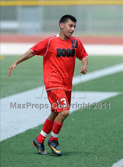 Thumbnail 1 in Kilgore vs Adams (4A Region 2 Semifinals) photogallery.