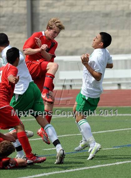 Thumbnail 1 in Kilgore vs Adams (4A Region 2 Semifinals) photogallery.