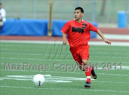 Thumbnail 3 in Kilgore vs Adams (4A Region 2 Semifinals) photogallery.