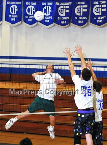 Thumbnail 1 in Schurr @ San Marino photogallery.