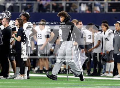 Thumbnail 3 in Guyer vs. Westlake (UIL 6A Division 2 Final) photogallery.