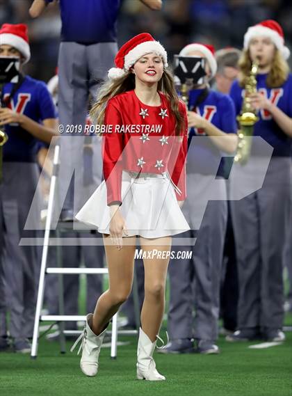 Thumbnail 3 in Guyer vs. Westlake (UIL 6A Division 2 Final) photogallery.
