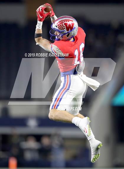 Thumbnail 2 in Guyer vs. Westlake (UIL 6A Division 2 Final) photogallery.