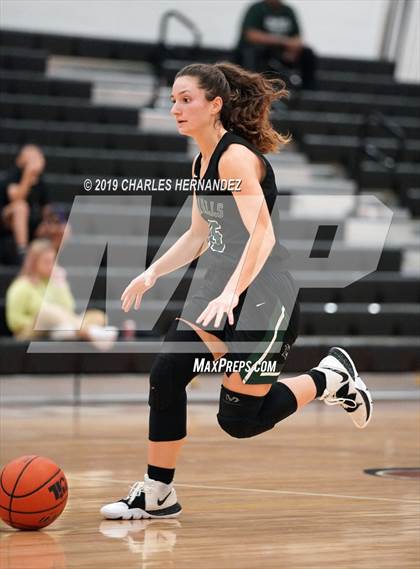 Thumbnail 3 in Clear Falls vs. Lake Ridge (McDonald's Texas Invitational) photogallery.