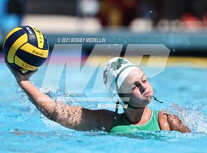 Thumbnail 2 in St. Mary's vs. Clovis photogallery.