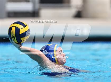 Thumbnail 1 in St. Mary's vs. Clovis photogallery.