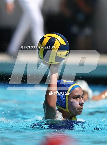 Thumbnail 3 in St. Mary's vs. Clovis photogallery.